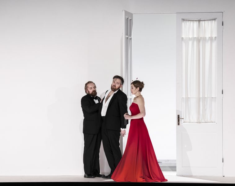 Eugene Onegin Con El Sello De Christof Loy Inaugura La Temporada