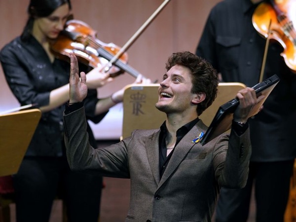 El rey de los contratenores, Jakub Józef Orliński, regresa al Teatro Real con Tolomeo de Haendel