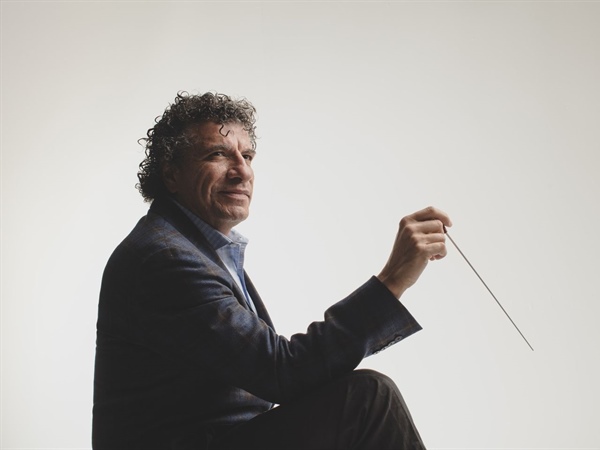 Crítica / Giancarlo Guerrero con Gustav Mahler, caleidoscopio fascinante - por Ramón G. Balado