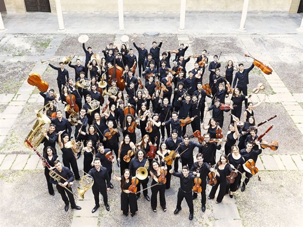La JONDE celebra 5 conciertos junto con el director Pablo González y el violinista Francisco Fullana
