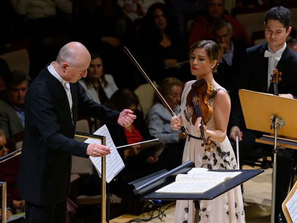 Crítica / Celebrada actuación de Paavo Järvi con la Tonhalle-Orchester Zürich - por Juan Manuel Ruiz