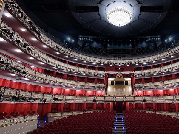 El Teatro Real mantiene Aquiles en Esciros, pero a puerta cerrada, retransmitida por My Opera Player