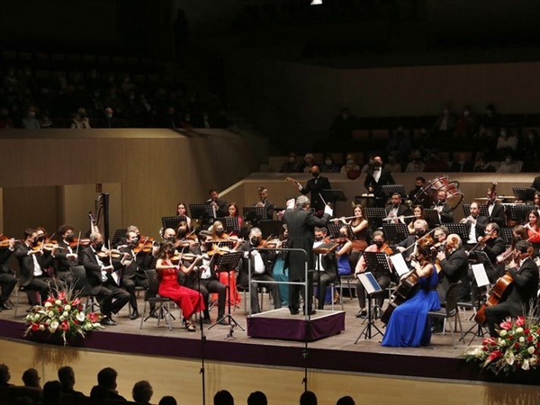 Crítica / Caleidoscopio de expresiones musicales (Sinfónica de Torrevieja) - por Antoni Jakubowski