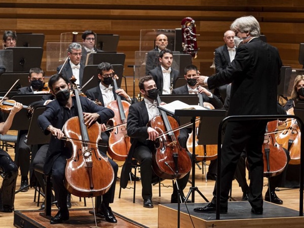 Crítica / Pablo Ferrández, cellista español de ensueño - por José M. Morate Moyano